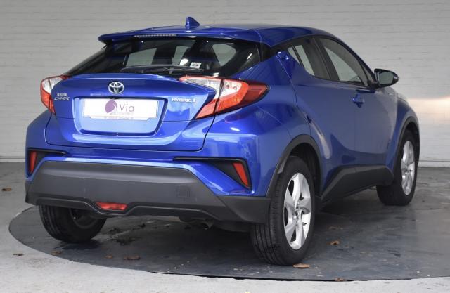 C-Hr image 3