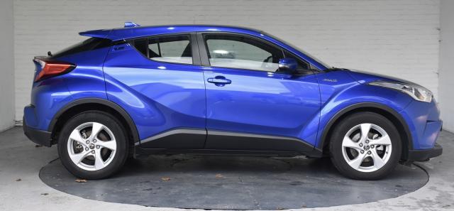 C-Hr image 4