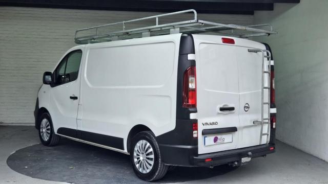 Opel Vivaro image 2