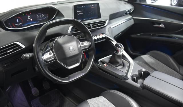 Peugeot 3008 image 3