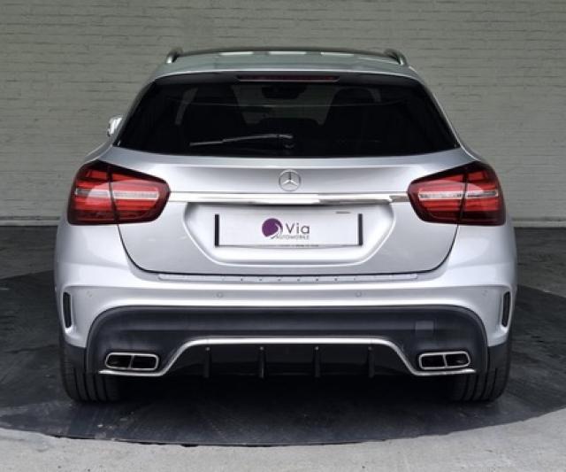 Mercedes Benz Gla image 2
