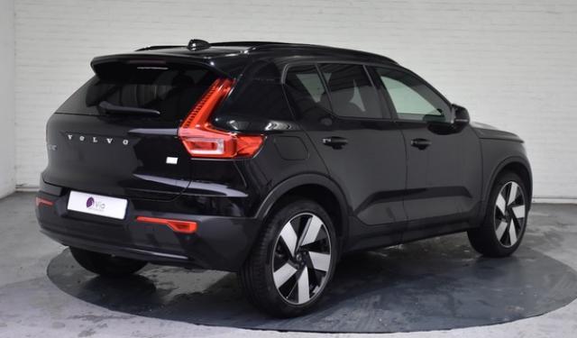 Volvo Xc40 image 9