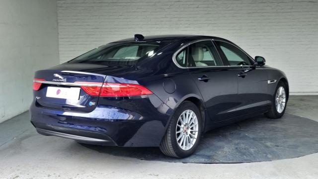 Jaguar Xf image 9