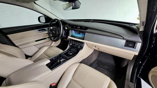 Jaguar Xf image 2