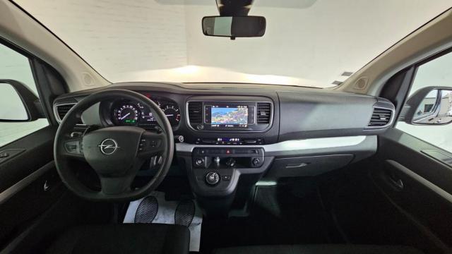 Opel Vivaro image 9