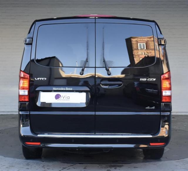 Mercedes Benz Vito image 2