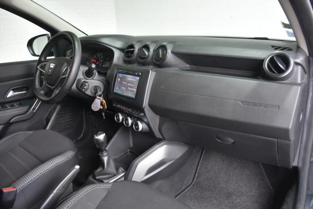 Dacia Duster image 9