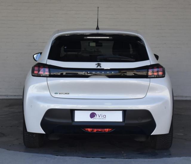 Peugeot 208 image 4