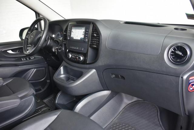 Mercedes Benz Vito Mixto image 2