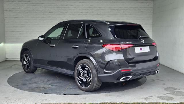 Mercedes Benz Glc image 9