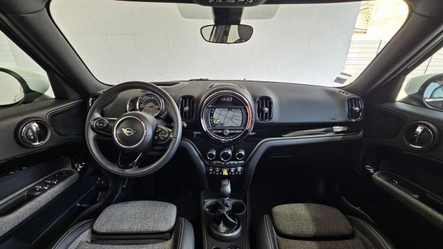 Mini Countryman image 6