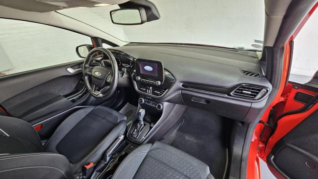 Ford Fiesta image 2