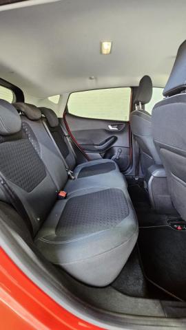 Ford Fiesta image 4