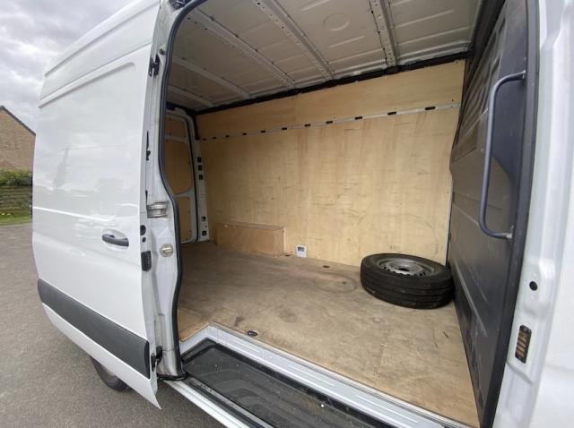 Mercedes Benz Sprinter image 7