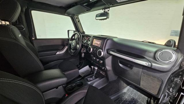 Jeep Wrangler image 8