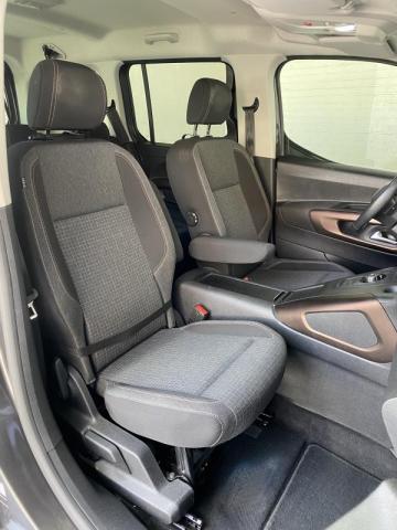 Peugeot Rifter image 1