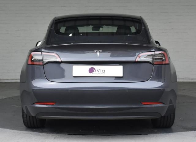 Tesla Model 3 image 5
