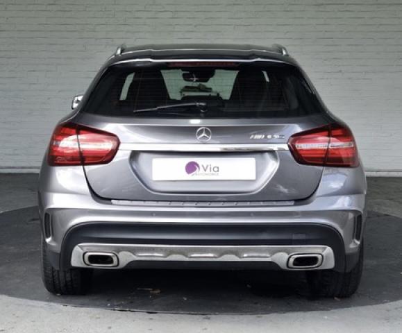 Mercedes Benz Gla image 1