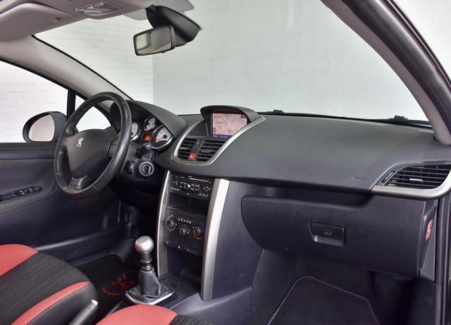 Peugeot 207 Cc image 4