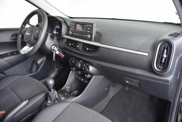 Kia Picanto image 5