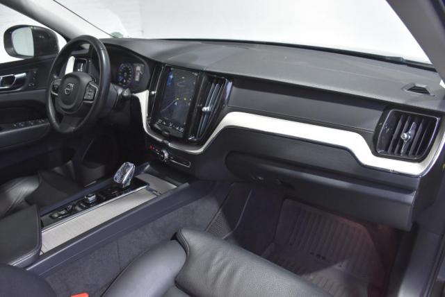 Volvo Xc60 image 9