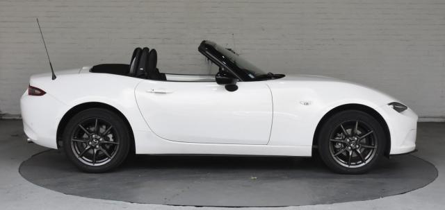 Mazda Mx-5 image 5
