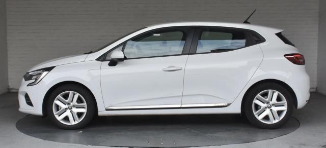 Renault Clio image 8
