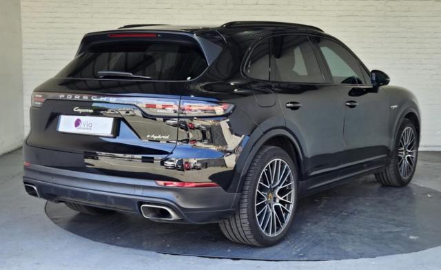 Porsche Cayenne image 8