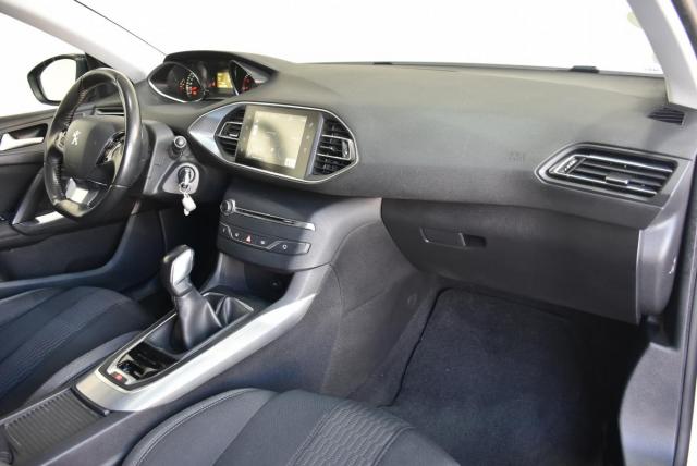 Peugeot 308 image 4