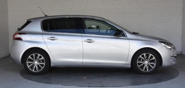 Peugeot 308 image 5