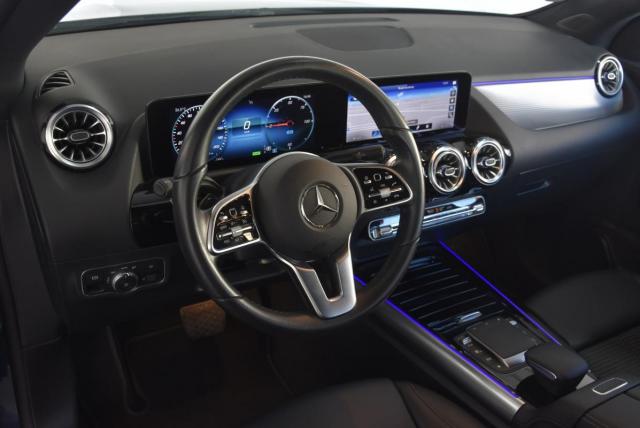 Mercedes Benz Eqa image 5
