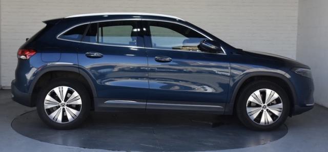 Mercedes Benz Eqa image 2