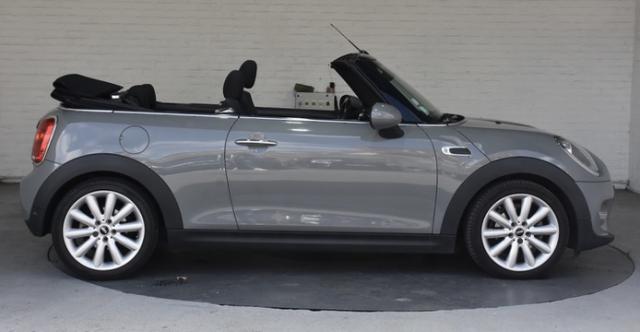 Mini Cabrio image 5