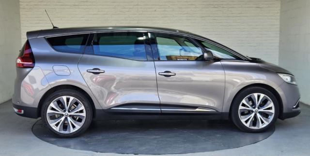 Renault Grand Scénic image 4