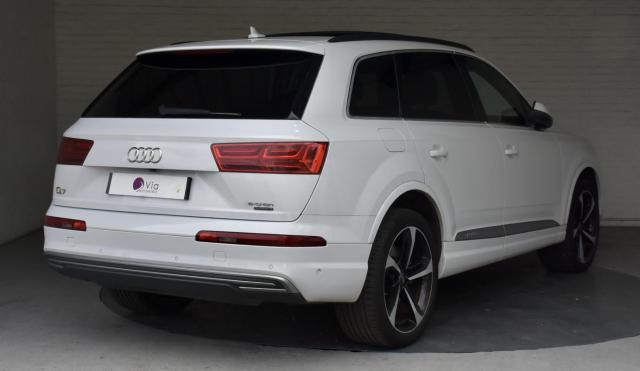 Audi Q7 image 7