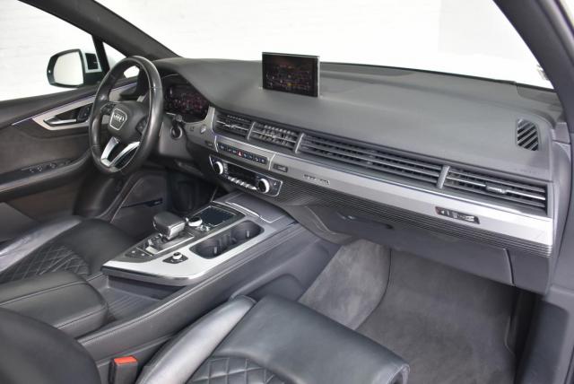 Audi Q7 image 6