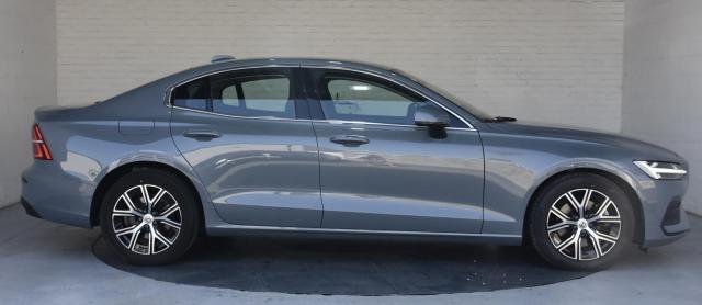 Volvo S60 image 9