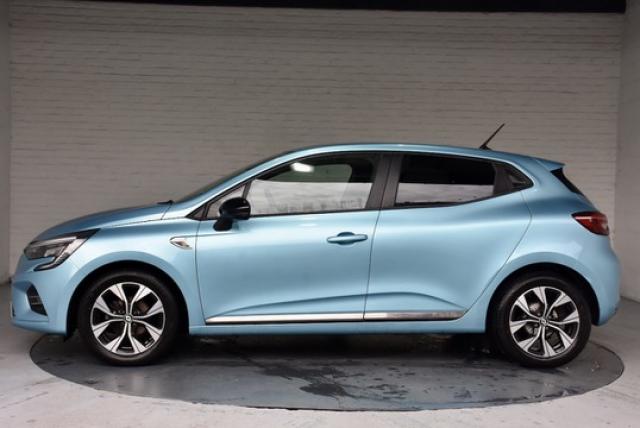Renault Clio image 6