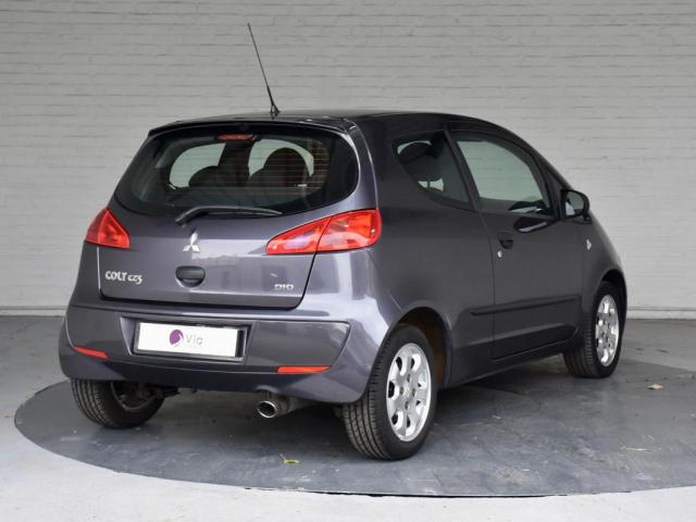 Mitsubishi Colt image 4