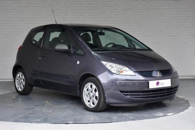 Mitsubishi Colt image 3