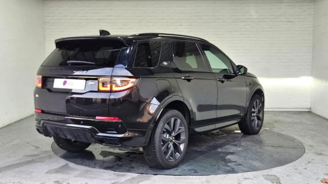 Land Rover Discovery Sport image 1