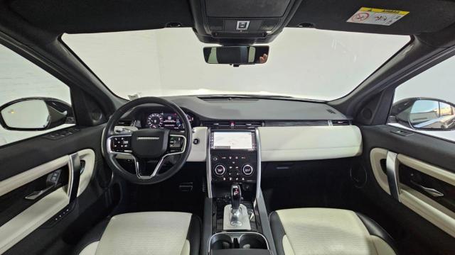 Land Rover Discovery Sport image 8