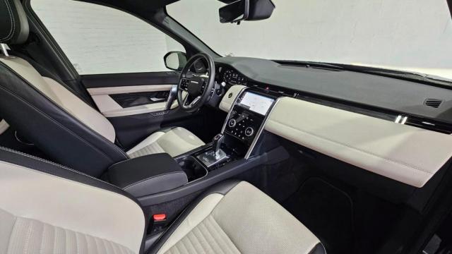 Land Rover Discovery Sport image 5