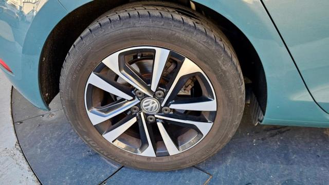 Volkswagen Golf image 4