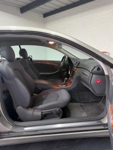 Mercedes Benz Classe Clk image 2