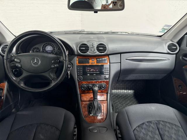 Mercedes Benz Classe Clk image 4