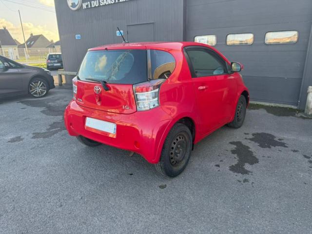 Toyota Iq image 6