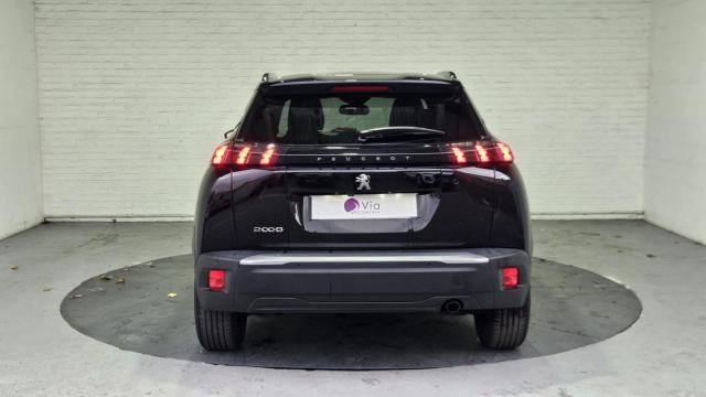 Peugeot 2008 image 9