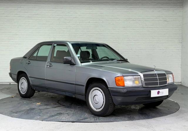 Mercedes Benz 190 image 7