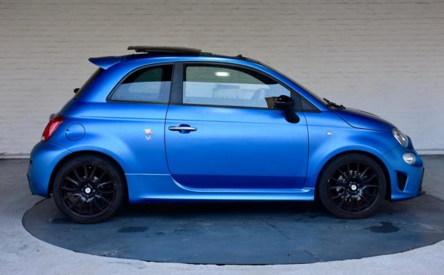 Abarth 595c image 2